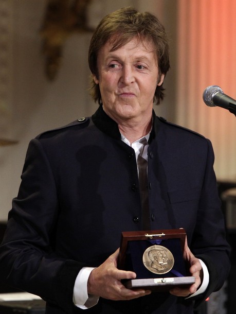 paul_mccartney_white_house_concert_award.jpg