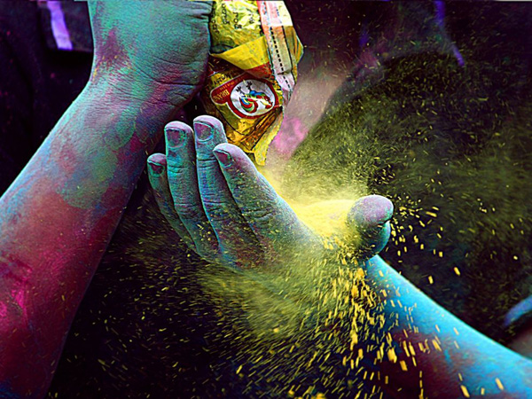 colored-powder_20256_990x742.jpg