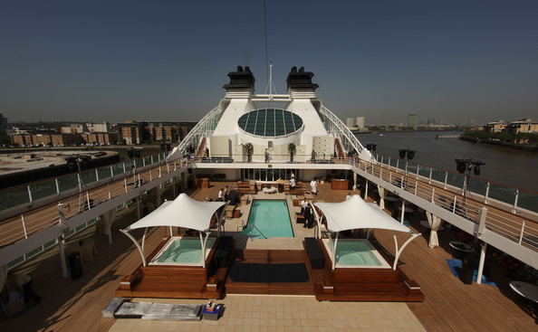 Seabourn Sojourn Luxury Passenger yacht