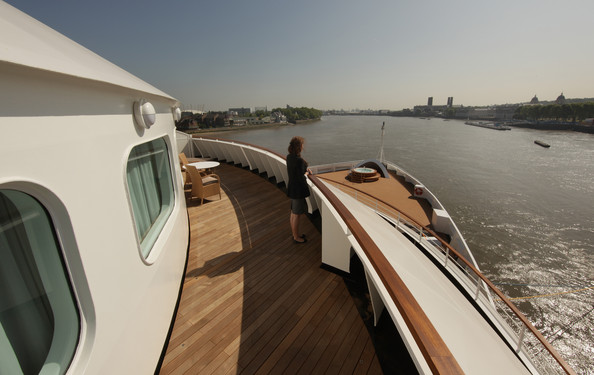 seabourn_sojourn_luxury_passenger_yacht14.jpg