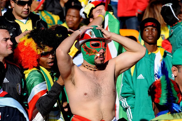 world_cup_2010_fans_mexico02.jpg