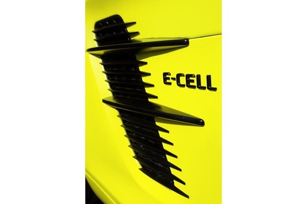 mercedes_sls_e_cell_electromobile09.jpg