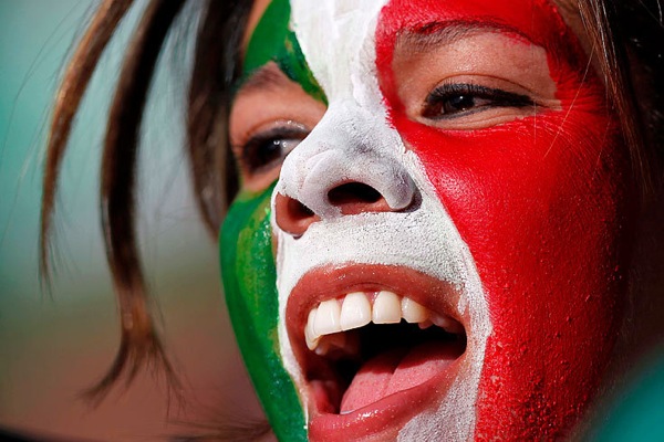 world_cup_2010_italy_fans6.jpg