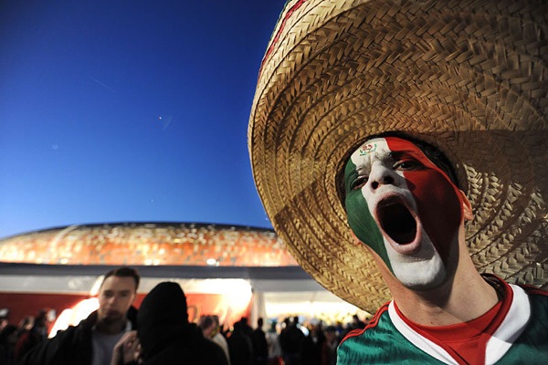 world_cup_2010_mexico_fan.jpg