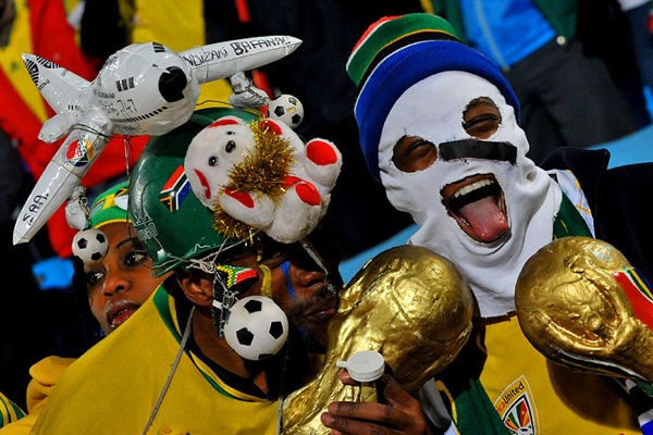 world_cup_2010_south_africa_fan17.jpg
