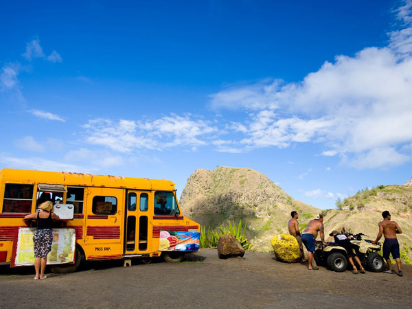 food-truck-hawaii_21073_990x742.jpg