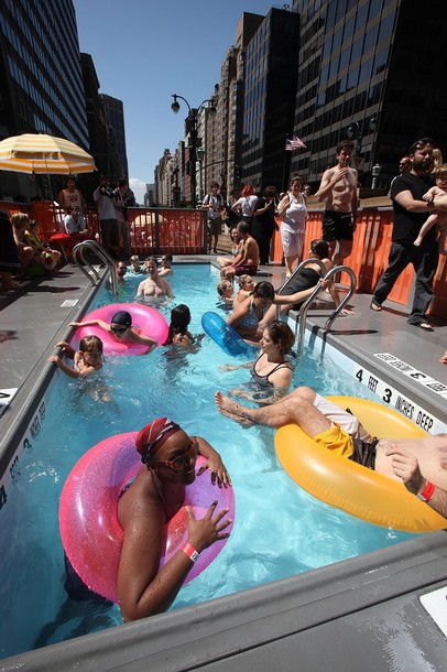 manhattan_new_york_summer_pools03.jpg