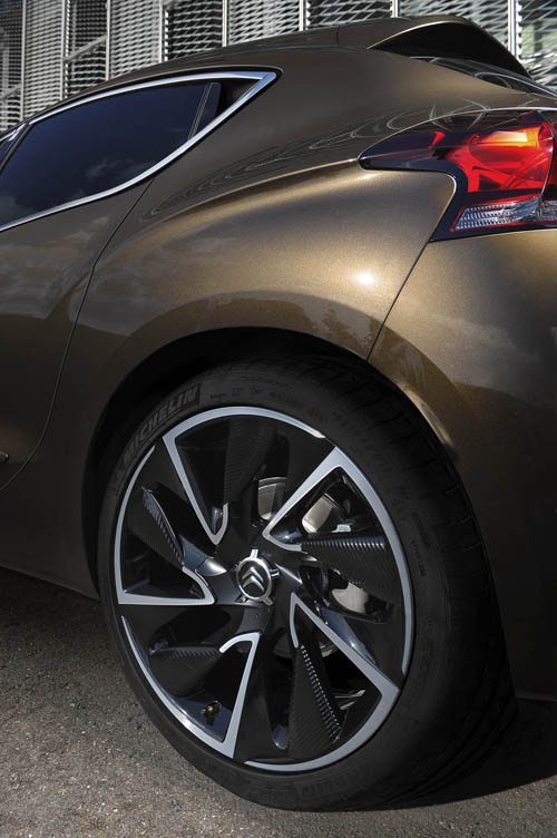 11-citroen-ds4-press.jpg