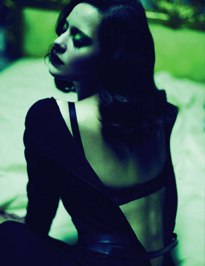 Marion-Cotillard-by-Mert-&-Marcus-for-VOGUE-Paris-03 копия.jpg