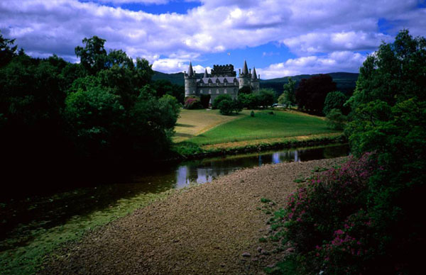 ss-080923-haunted-destinations-inverarycastle_ss_full.jpg