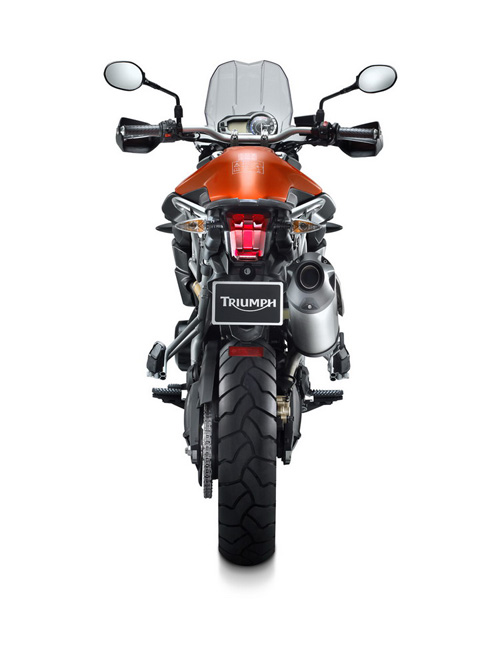 2011-triumph-tiger-800-studio-12.jpg