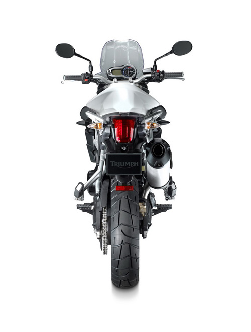 2011-triumph-tiger-800-studio-6.jpg