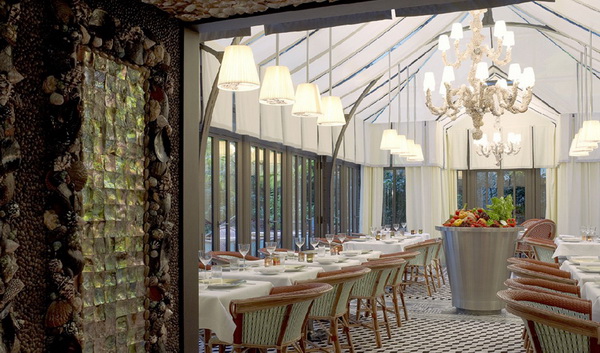 le-royal-monceau-by-philippe-starck-14.jpg