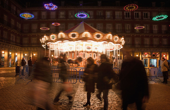 Christmas+Lighting+in+Madrid+2R-drF14e6Rl.jpg