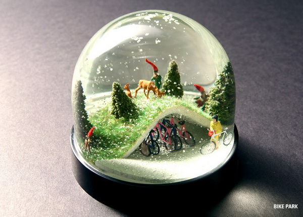 Nisse-Landscape-snowglobes__11.jpg