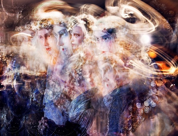 galliano_backstage_mark-leibowitz-11-600x457.jpg