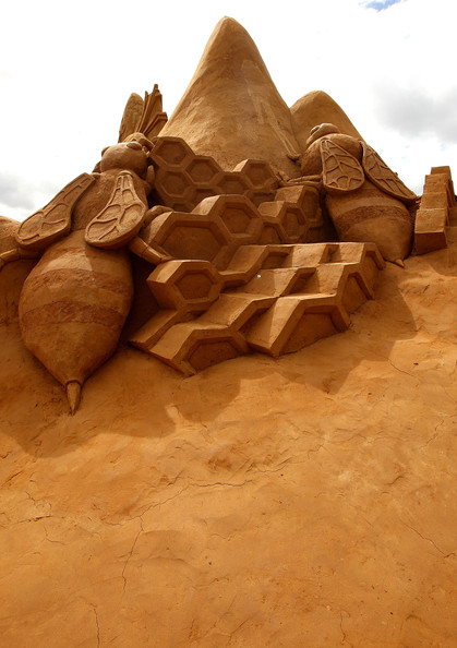 International+Sand+Sculpting+Artists+Open+DjjIssBNSCdl.jpg