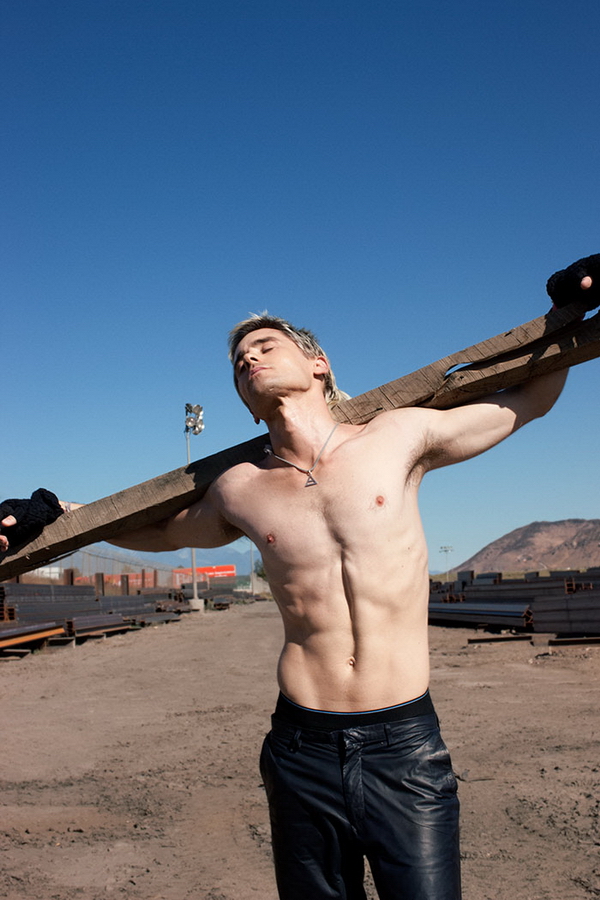 BryanAdams52.jpg