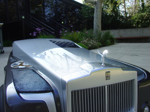 rolls-royce_apparition_concept-01-944x710_.jpg