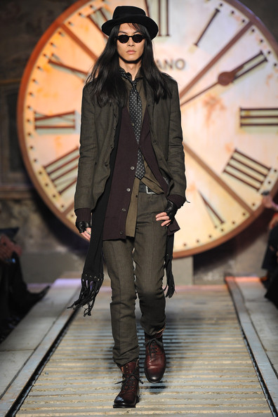 John+Varvatos+Milan+Fashion+Week+Menswear+36VbRUqYa5zl.jpg