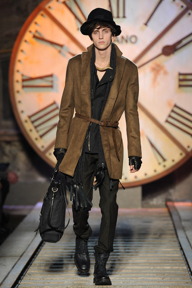 John+Varvatos+Milan+Fashion+Week+Menswear+GB8iT99zHzql.jpg
