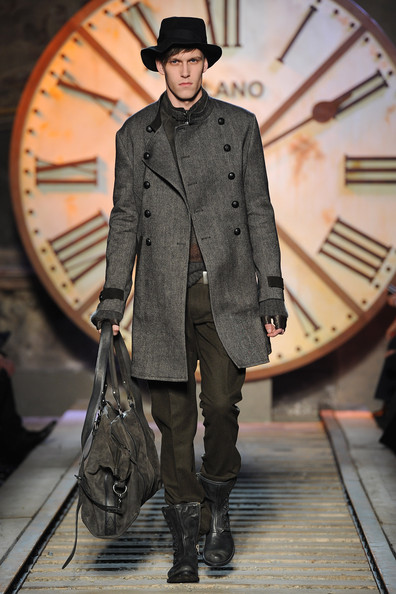 John+Varvatos+Milan+Fashion+Week+Menswear+J5mOZ82GqM_l.jpg