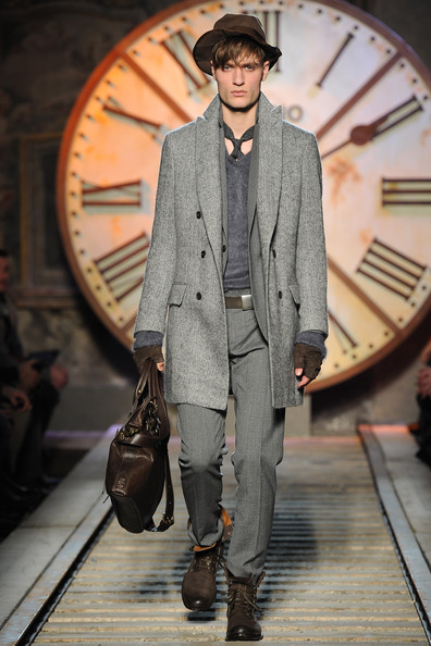 John+Varvatos+Milan+Fashion+Week+Menswear+bsfkZHMXmtdl.jpg