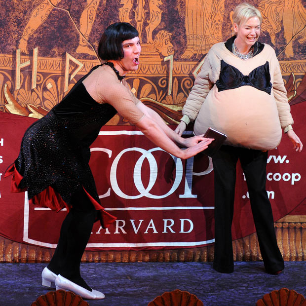 Hasty_Pudding_Award_Renee_Zellweger_2009_2.jpg