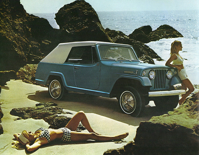 1966-1971 Jeepster Commando C101_1.jpg