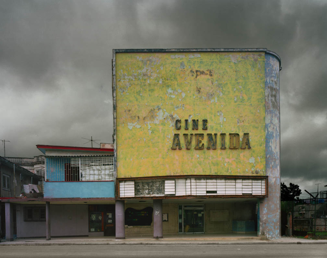 PageImage-487049-1894083-cubacineavenida.jpg