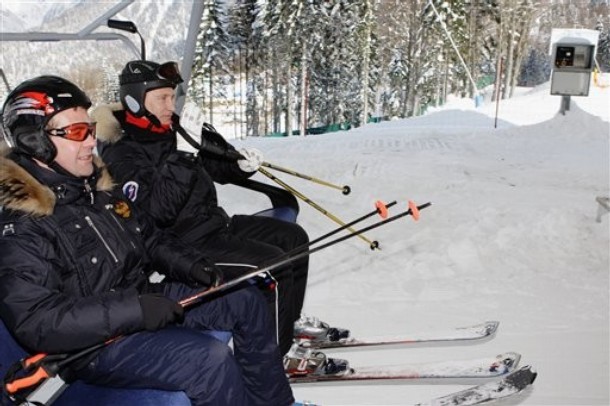 putin_medvedev_rosa_khutor_ski_resort_kr