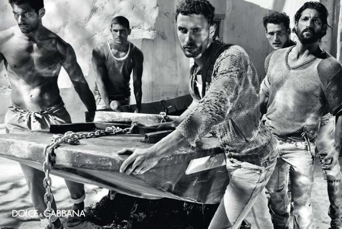 Dolce-Gabbana-Menswear-Spring-Summer-2011-MaleModelSceneNet-02.jpg