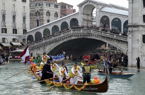 carnival_venice_italy8.jpg