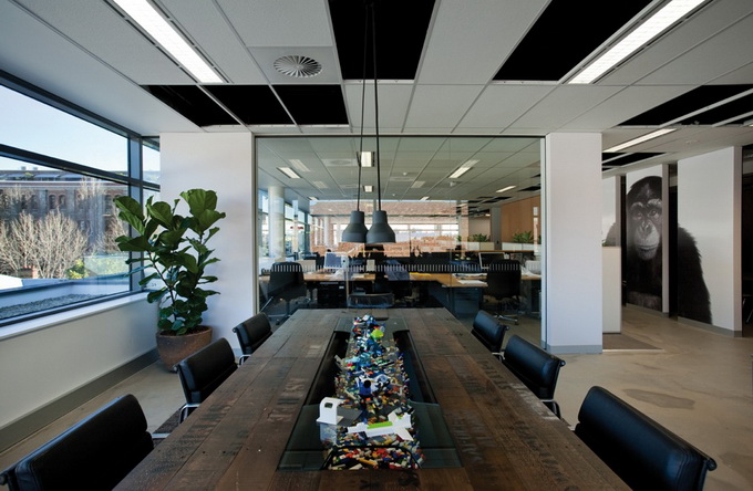 leo-burnett-office-interior-by-hassel-06_.jpg