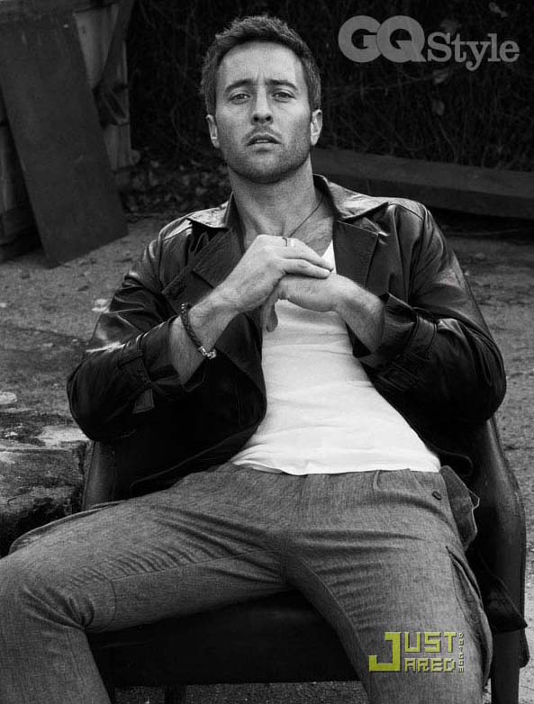 alex-oloughlin-gq-australia-04.jpg