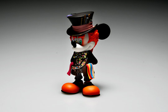 Medicom-Toy-Mickey-Mouse-as-Mad-Hatter-01.jpg