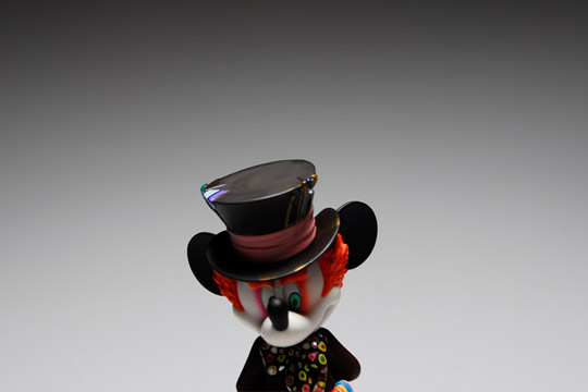 Medicom-Toy-Mickey-Mouse-as-Mad-Hatter-02.jpg