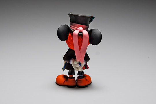 Medicom-Toy-Mickey-Mouse-as-Mad-Hatter-03.jpg
