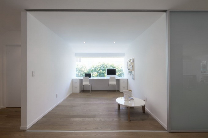 the-hayvenhurst-house-remodel-in-encino-01-944x640.jpg