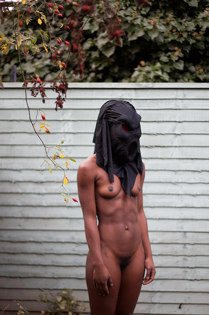 naked-girls-with-masks-14.jpg