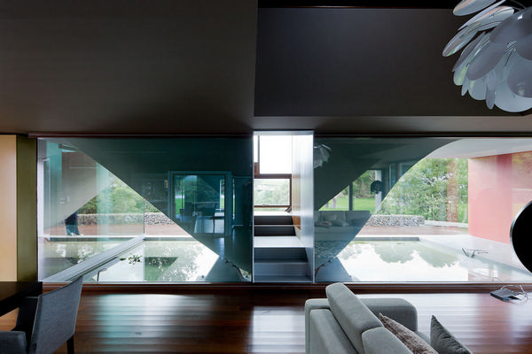 House-on-the-Flight-of-Birds-by-Bernardo-Rodrigues-Architects-010.jpg