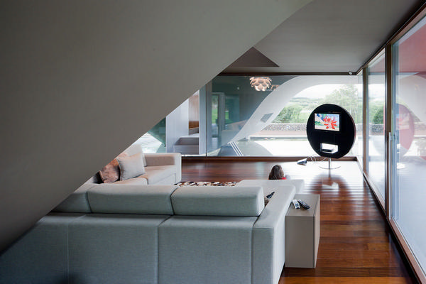 House-on-the-Flight-of-Birds-by-Bernardo-Rodrigues-Architects-011.jpg