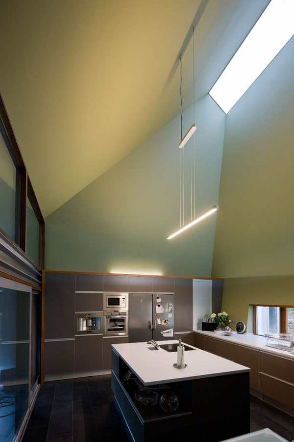 House-on-the-Flight-of-Birds-by-Bernardo-Rodrigues-Architects-07.jpg