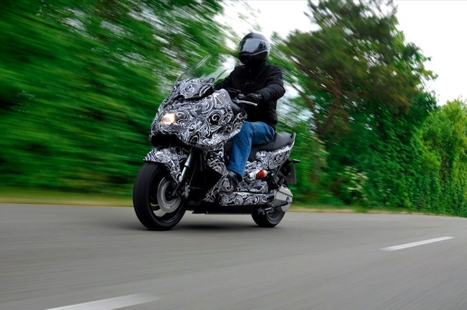 bmw_e-scooter02.jpg