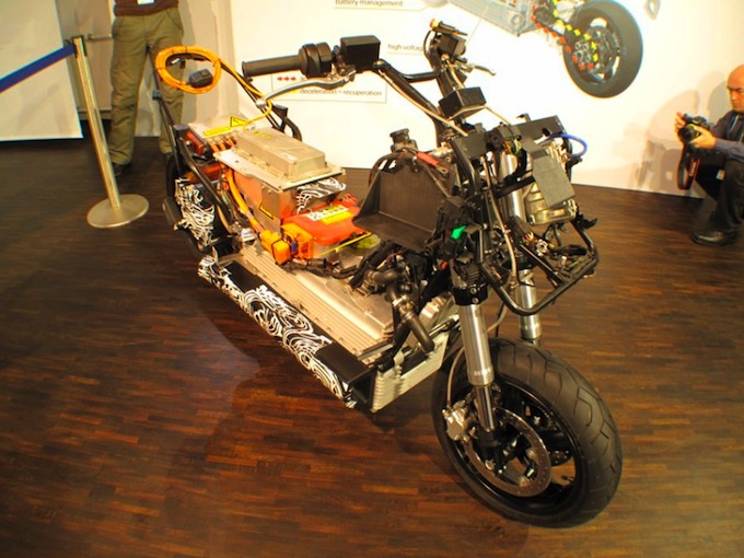 bmw_e-scooter05.jpg