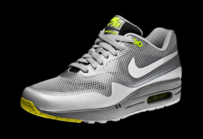 MENS_AIRMAX1_SIDE_2.1.jpg