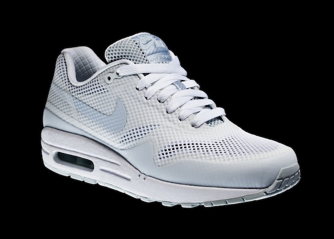 WOMANS_AIRMAX1ND_SIDE_1.1.jpg