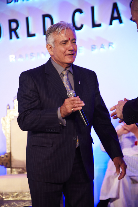 Awards_Ceremony2_100.jpg