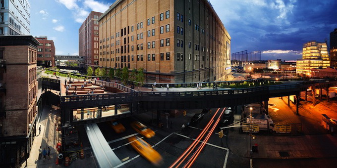 nycs-day-and-night-in-one-frame-09.jpg