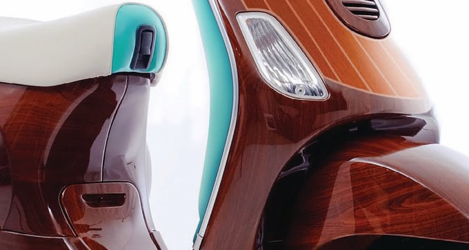 141_Vespa cropped.jpg